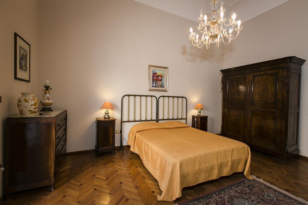 Hotel La Casa Della Zia Armenia Marsala Habitación foto